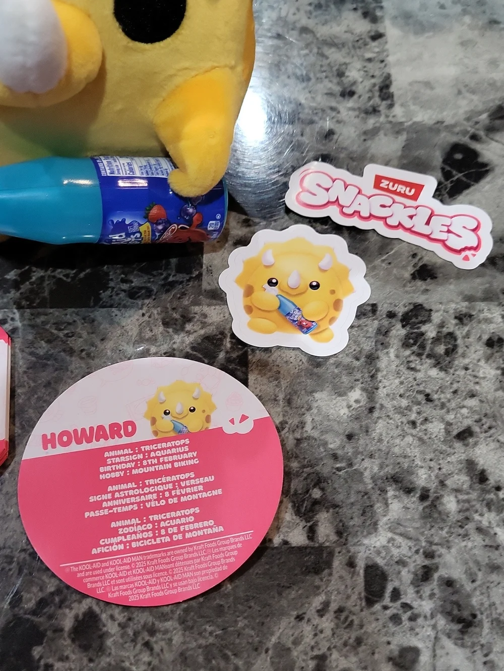 Zuru Snackles Triceratops Howard